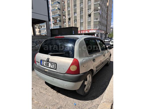 Sahibinden Renault Clio 1.4 RTA 2000 Model 