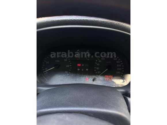 Sahibinden Renault Clio 1.4 RTA 2000 Model 