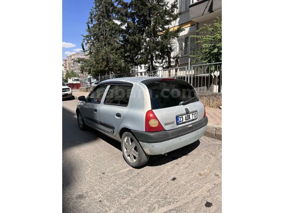 Sahibinden Renault Clio 1.4 RTA 2000 Model 