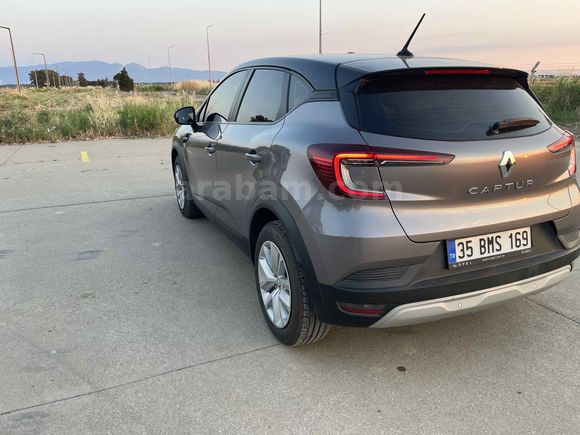Sahibinden Renault Captur 1.3 TCe Touch Plus 2021 Model 