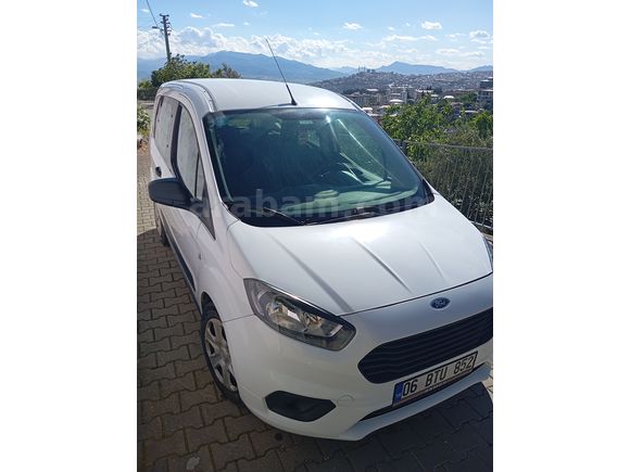 Sahibinden Ford Tourneo Courier 1.5 TDCi Journey Trend 2019 Model Ankara