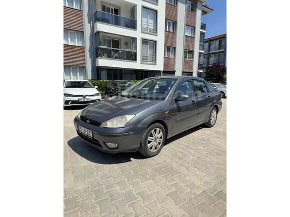 Memurdan Ford Focus 1.6 Collection 2005 Model 