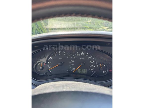 Memurdan Ford Focus 1.6 Collection 2005 Model 