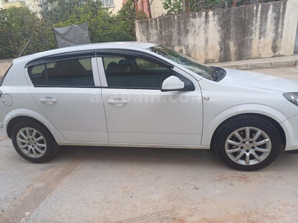 Sahibinden Opel Astra 1.3 CDTI Essentia 2011 Model