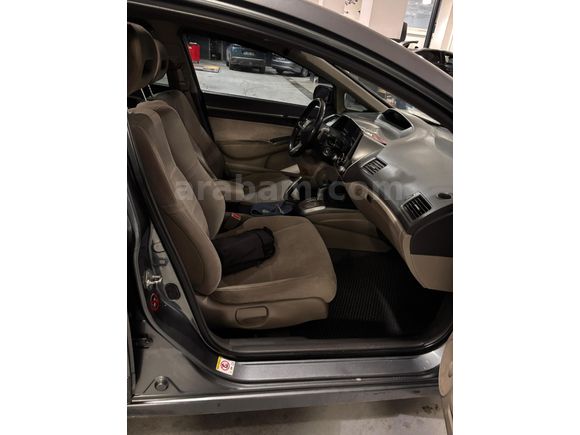 Sahibinden Honda Civic 1.6i VTEC Premium 2010 Model