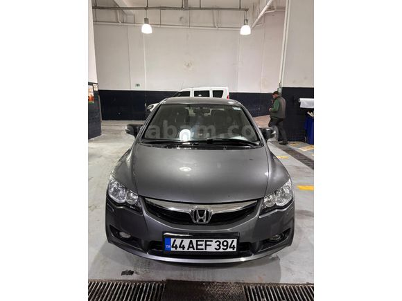 Sahibinden Honda Civic 1.6i VTEC Premium 2010 Model