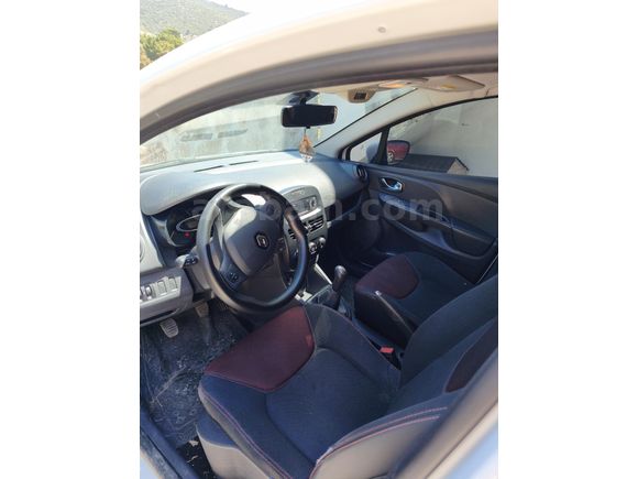 Sahibinden Renault Clio 1.2 Joy 2015 Model