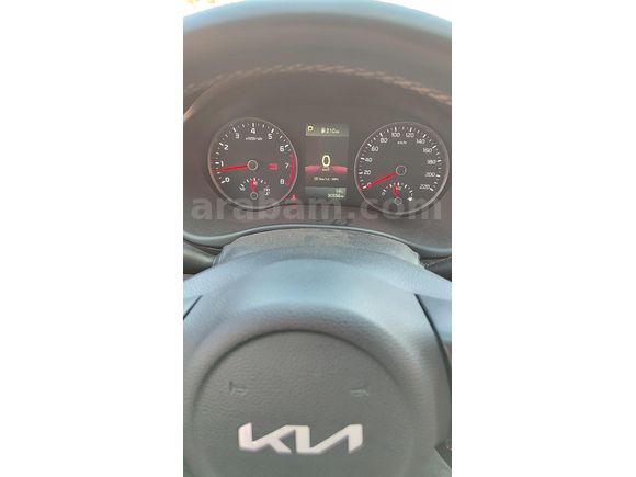Sahibinden Kia Stonic 1.4 MPI Cool 2021 Model