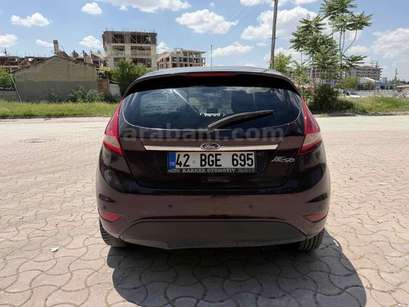 Memurdan Ford Fiesta 1.4 Titanium 2011 Model 
