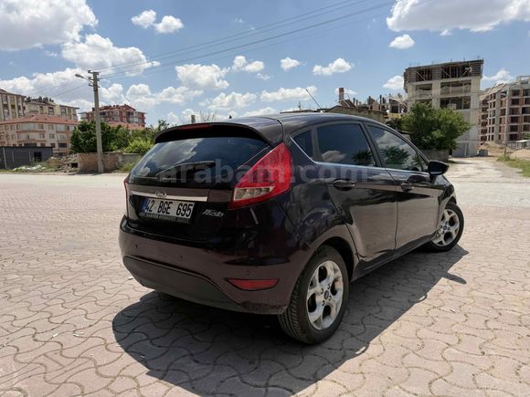 Memurdan Ford Fiesta 1.4 Titanium 2011 Model 