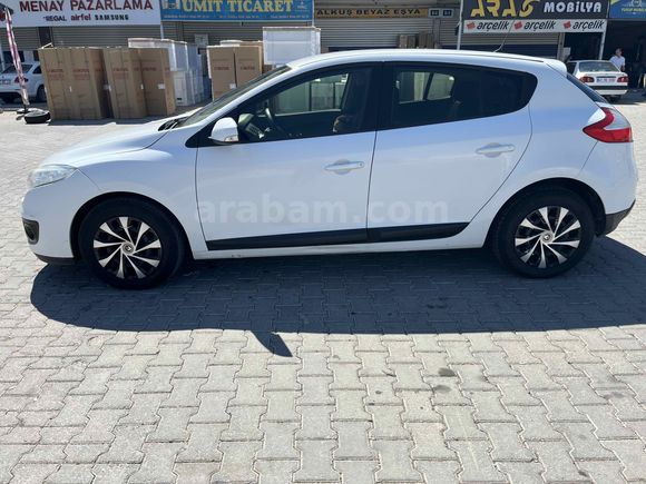 Sahibinden Renault Megane 1.5 dCi Joy 2013 Model 