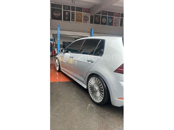 Sahibinden Volkswagen Golf 1.6 TDi Highline 2013 Model 