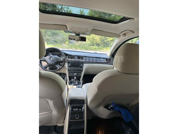 Sahibinden Skoda SuperB 1.6 TDI Elegance 2013 Model 