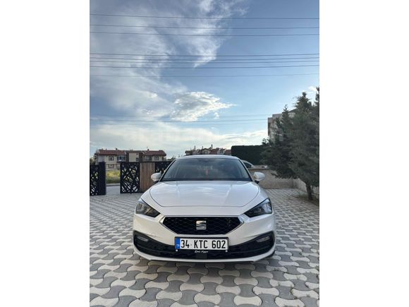 Sahibinden Seat Leon 1.0 eTSI Style 2024 Model 