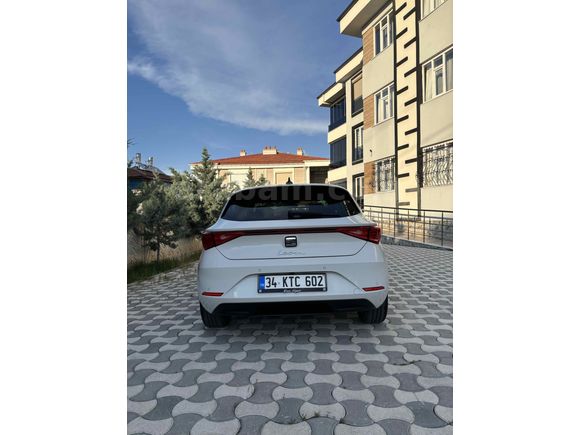 Sahibinden Seat Leon 1.0 eTSI Style 2024 Model 