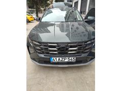 Sahibinden Hyundai Tucson 1.6 T-GDi 2.sahibinden aile aracı kazasız hasarsız .not plaka verilmeyecek tir Prime Plus 2024 Model