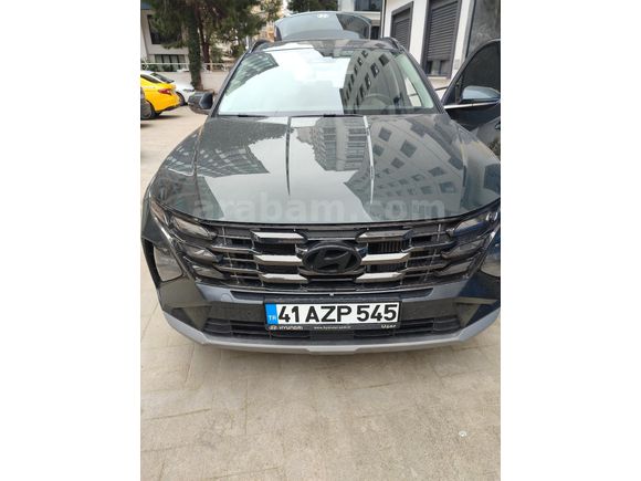 Sahibinden Hyundai Tucson 1.6 T-GDi 2.sahibinden aile aracı kazasız hasarsız .not plaka verilmeyecek tir Prime Plus 2024 Model