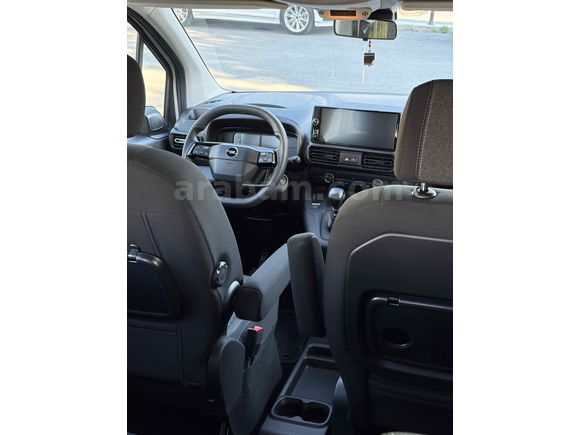 Sahibinden Opel Combo 1.5 CDTI Essential 2025 Model 