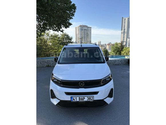 Sahibinden Opel Combo 1.5 CDTI Essential 2025 Model 
