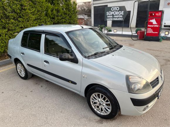 Sahibinden Renault Clio 1.4 Authentique Klimalı 2005 Model