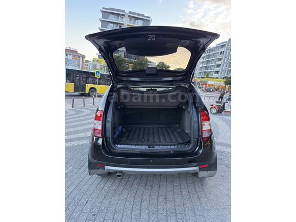 İlk Sahibinden Dacia Duster 1.5 dCi Laureate 2016 Model  233.848 km Siyah