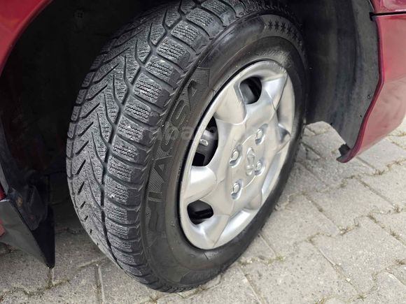Galeriden Hyundai Accent 1.5 GLS 1998 Model Afyonkarahisar