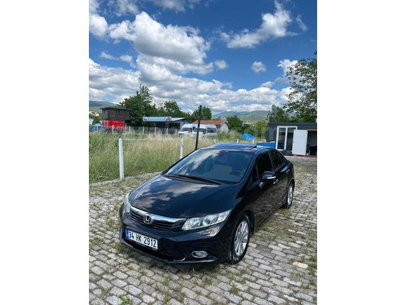 Honda Civic 1.6 Elegance 2012 Model Tokat 102.491 km Siyah