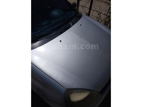 Sahibinden Renault Clio 1.4 Authentique 2005 Model  272.000 km Gri