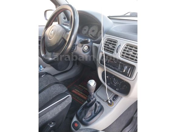 Sahibinden Renault Clio 1.4 Authentique 2005 Model  272.000 km Gri