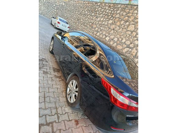 Sahibinden Renault Latitude 1.5 dCi Expression 2012 Model