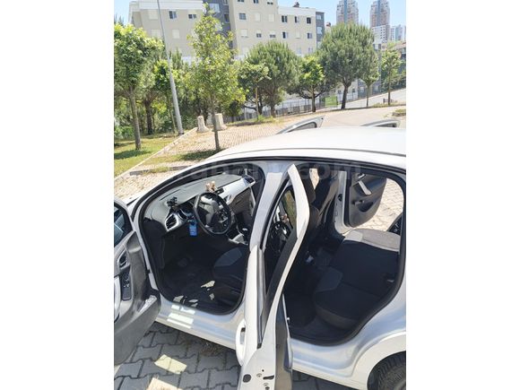Sahibinden Citroen C3 1.4 e-HDi Confort 2012 Model