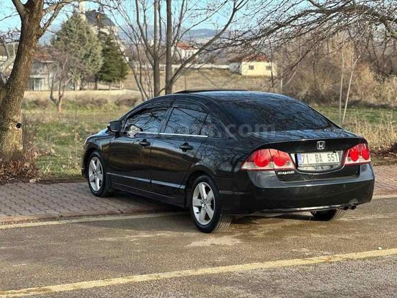 Sahibinden Honda Civic 1.6i VTEC Elegance 2007 Model 