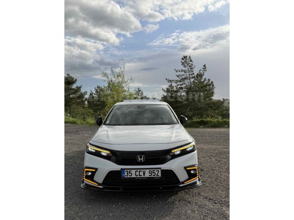 Sahibinden Honda Civic 1.5 i-VTEC Eco Elegance 2023 Model 