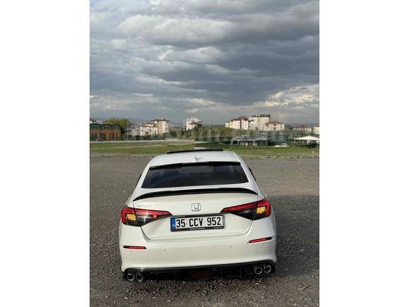 Sahibinden Honda Civic 1.5 i-VTEC Eco Elegance 2023 Model 