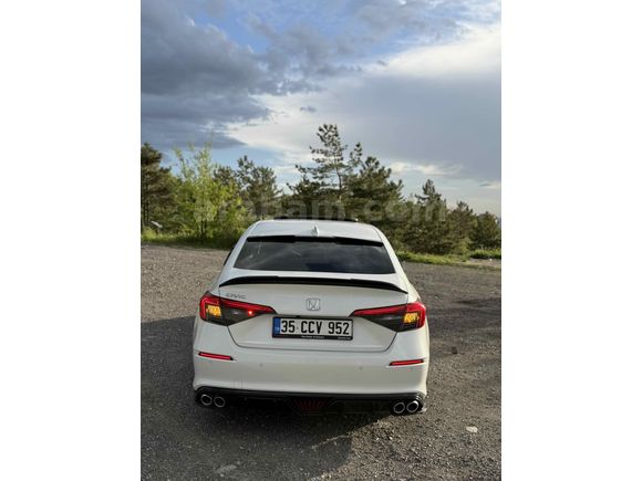Sahibinden Honda Civic 1.5 i-VTEC Eco Elegance 2023 Model 