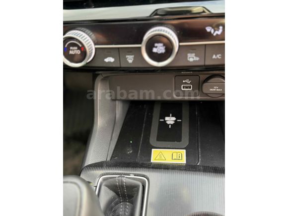 Sahibinden Honda Civic 1.5 i-VTEC Eco Elegance 2023 Model 