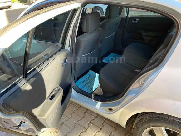 Sahibinden Renault Megane 1.6 Dynamique 2004 Model 