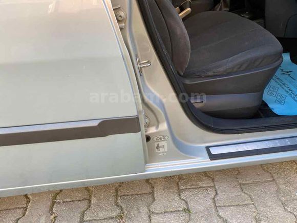 Sahibinden Renault Megane 1.6 Dynamique 2004 Model 