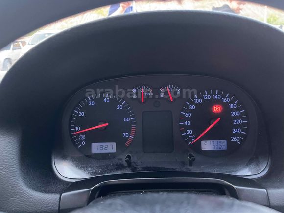 Sahibinden Volkswagen Golf 1.6 Comfortline 2000 Model 