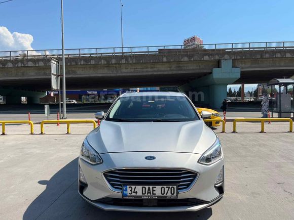 Sahibinden Ford Focus 1.5 TDCi Titanium 2018 Model  125000km Gri