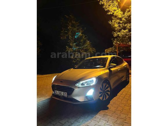 Sahibinden Ford Focus 1.5 TDCi Titanium 2018 Model  125000km Gri