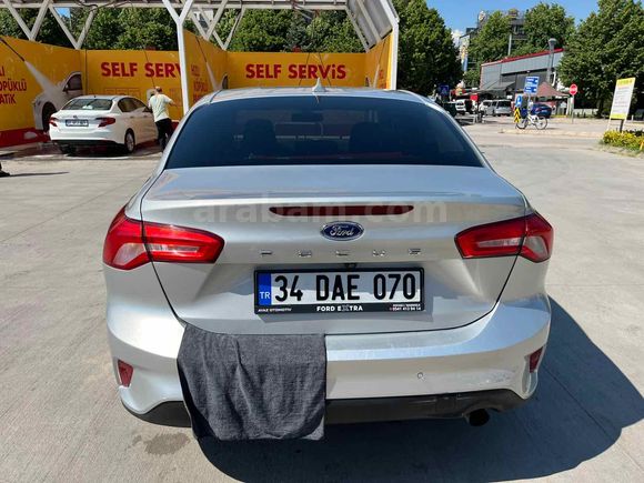 Sahibinden Ford Focus 1.5 TDCi Titanium 2018 Model  125000km Gri