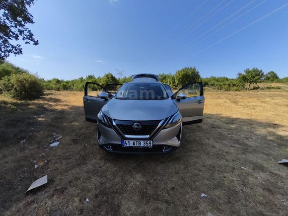 DÜŞÜK KM NİSSAN QASHGAI 1.5 2024 ÇIKIŞLI