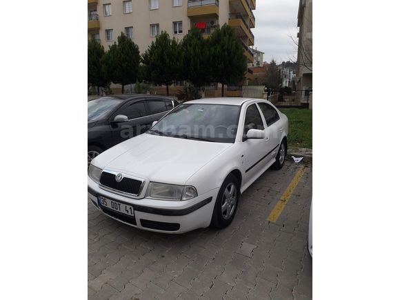 Sahibinden Skoda Octavia 1.6 Elegance 2001 Model 