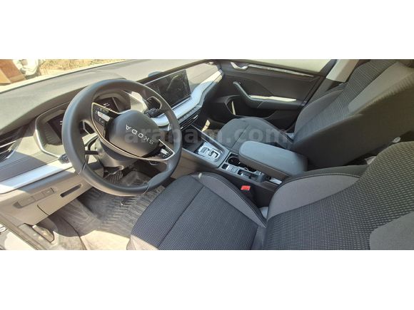 Sahibinden Skoda Octavia 1.5 e-Tec Premium 2025 Model