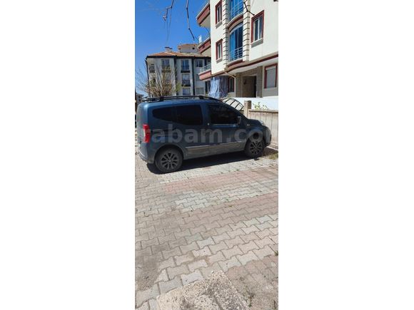 Sahibinden Fiat Fiorino Combi 1.4 Eko Premio 2023 Model