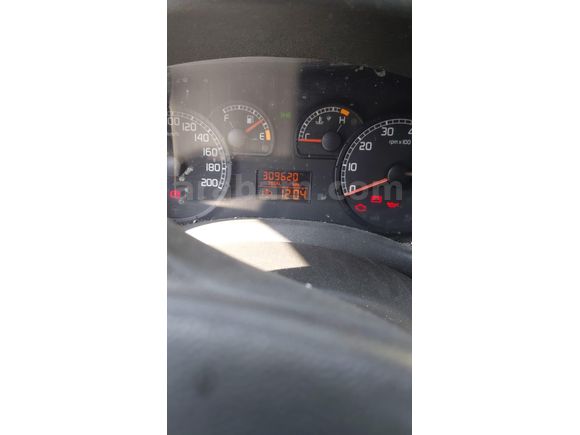 Sahibinden Fiat Doblo Combi 1.3 Multijet Active 2005 Model