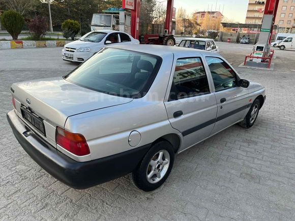 Sahibinden Ford Escort 1.3 CL 1998 Model 