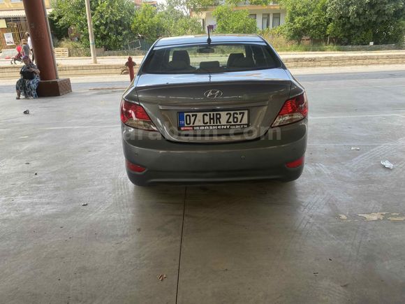 Galeriden Hyundai Accent Blue 1.6 CRDI Mode Plus 2015 Model Ankara