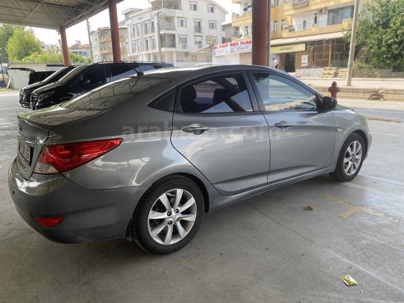 Galeriden Hyundai Accent Blue 1.6 CRDI Mode Plus 2015 Model Ankara